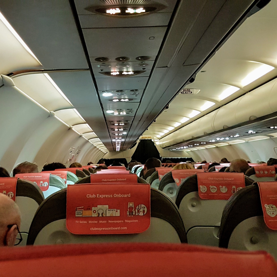 Kiểm Tra Sơ Đồ Ghế Bằng SeatGuru Trước Khi Quyết Định